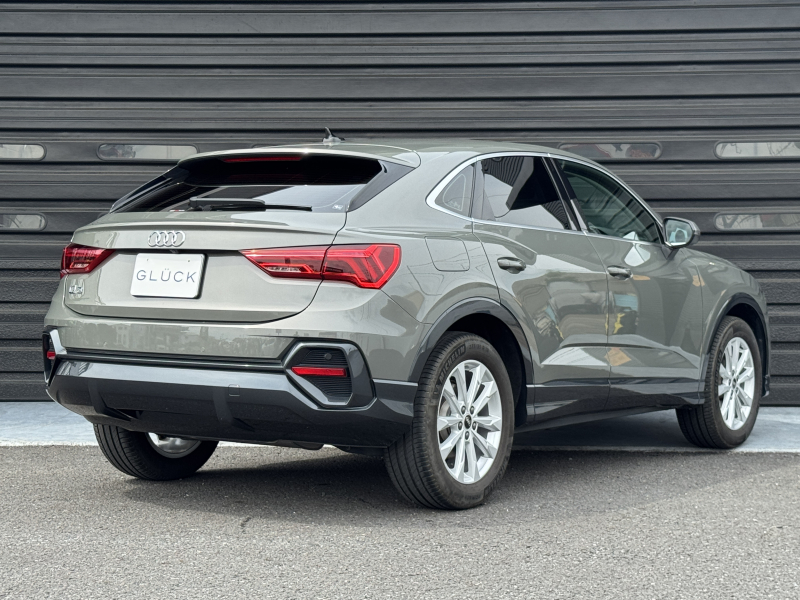 アウディ Q3 中古車