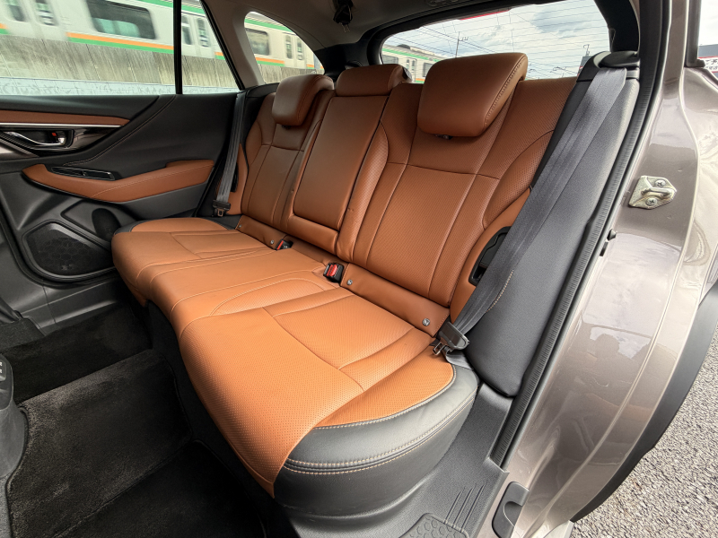 スバル アウトバック 中古車