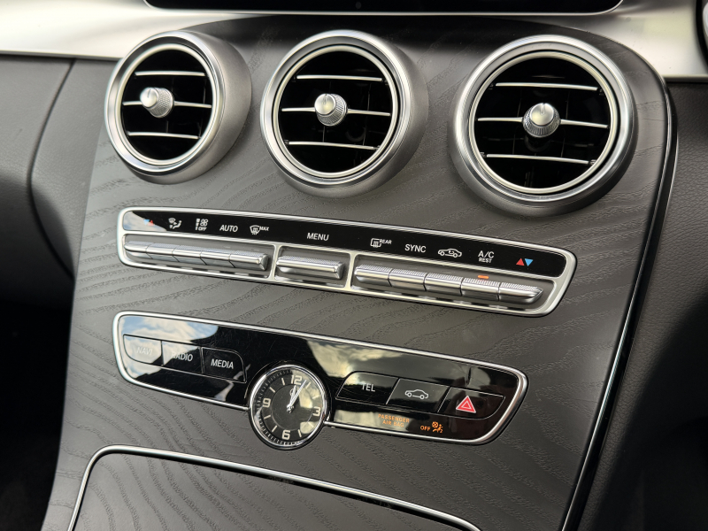 メルセデスベンツ Cクラス 中古車