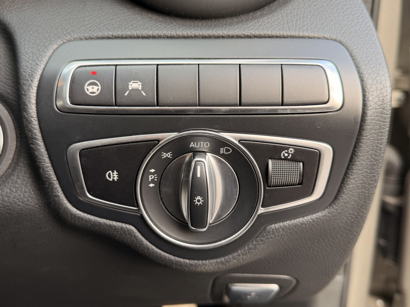 メルセデスベンツ Cクラス 中古車