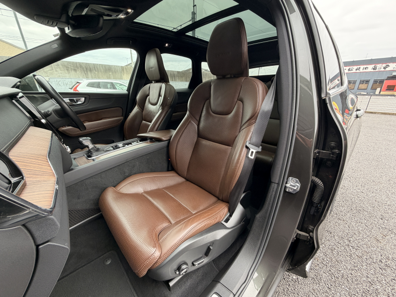ボルボ XC60 中古車