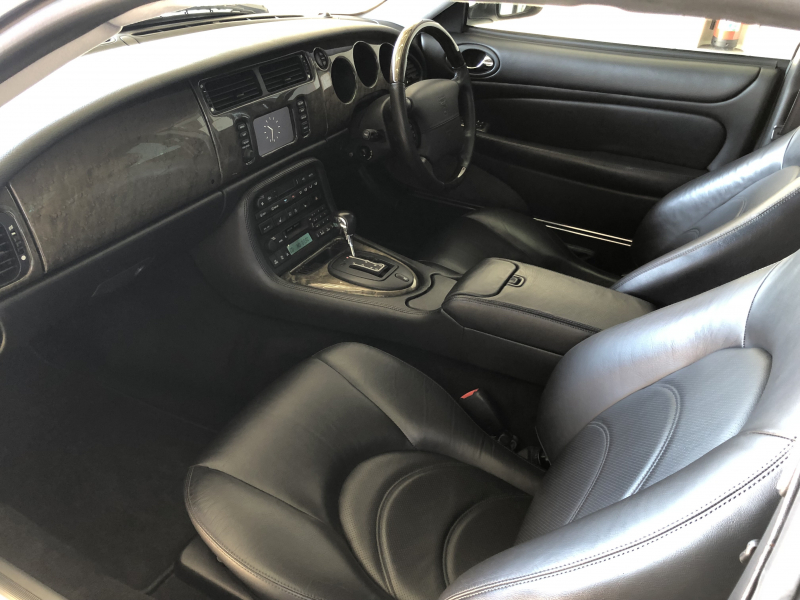 ジャガー XKR100 中古車