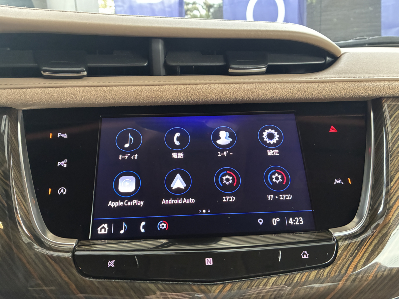 キャデラック XT6 中古車