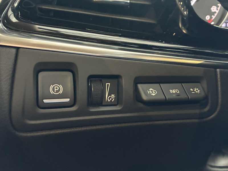 キャデラック XT6 中古車