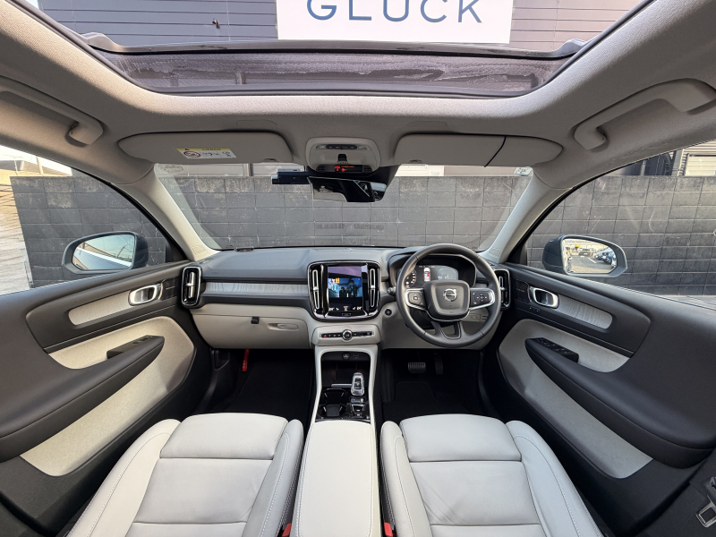 ボルボ XC40 中古車