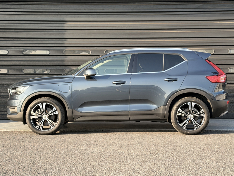 ボルボ XC40 中古車