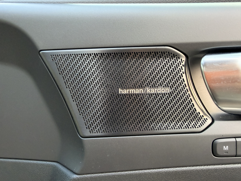 ボルボ XC40 中古車