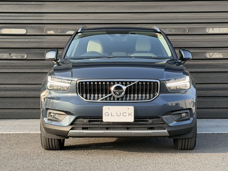 ボルボ XC40 中古車