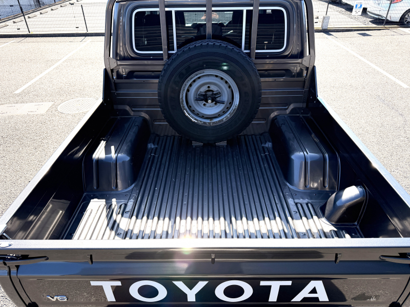 トヨタ ランドクルーザー 中古車