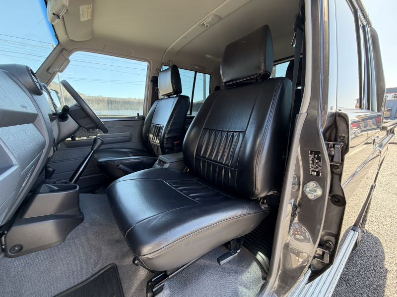 トヨタ ランドクルーザー 中古車