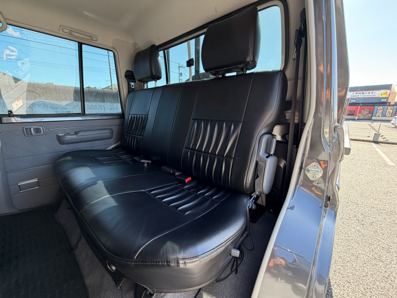 トヨタ ランドクルーザー 中古車