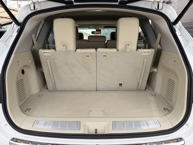 インフィニティ QX 中古車