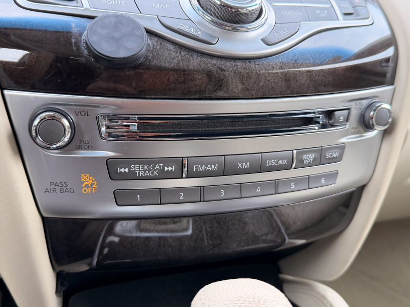 インフィニティ QX 中古車