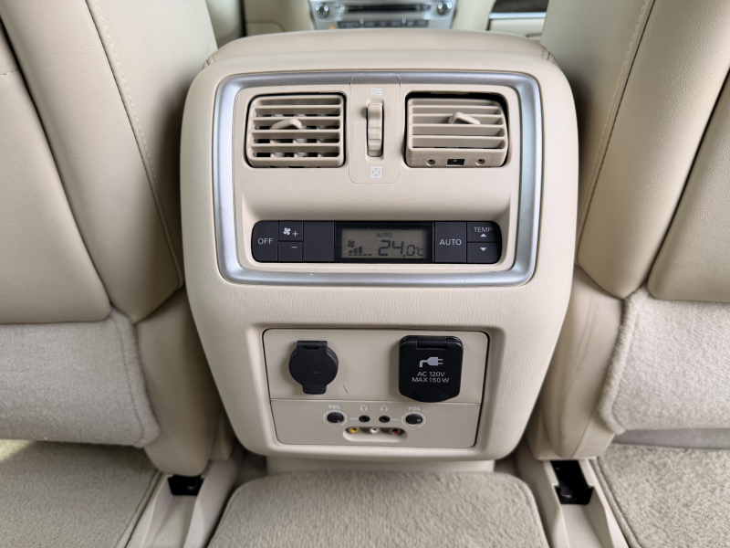 インフィニティ QX 中古車