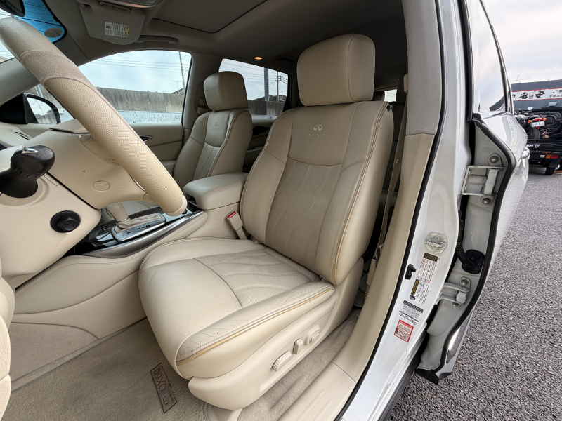 インフィニティ QX 中古車