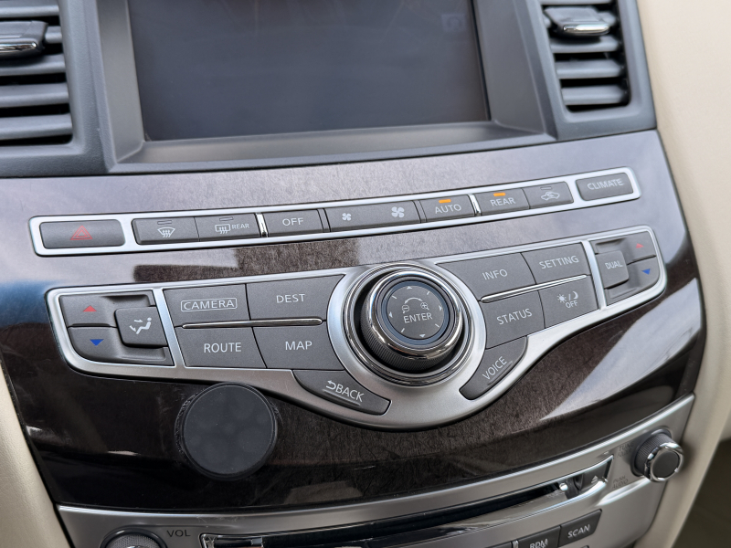 インフィニティ QX 中古車