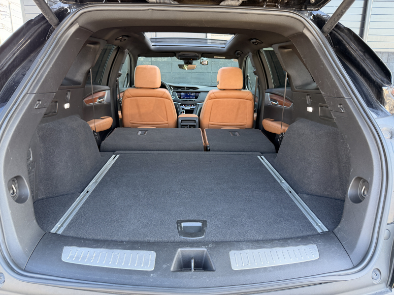 キャデラック XT5 中古車