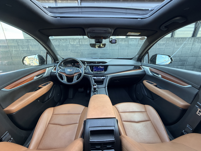 キャデラック XT5 中古車