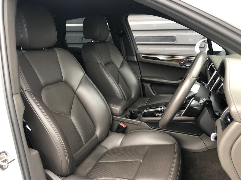 ポルシェ マカン 中古車