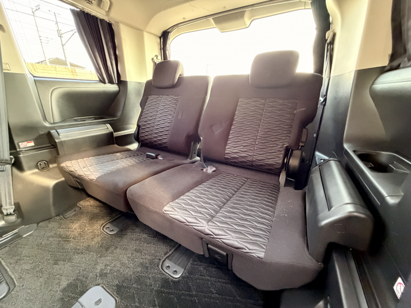 三菱 デリカD:5 中古車