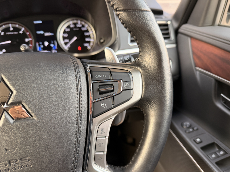 三菱 デリカD:5 中古車