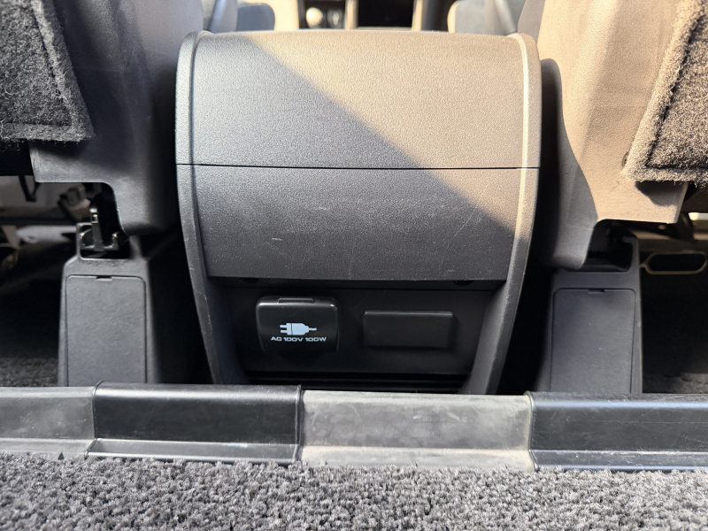 三菱 デリカD:5 中古車