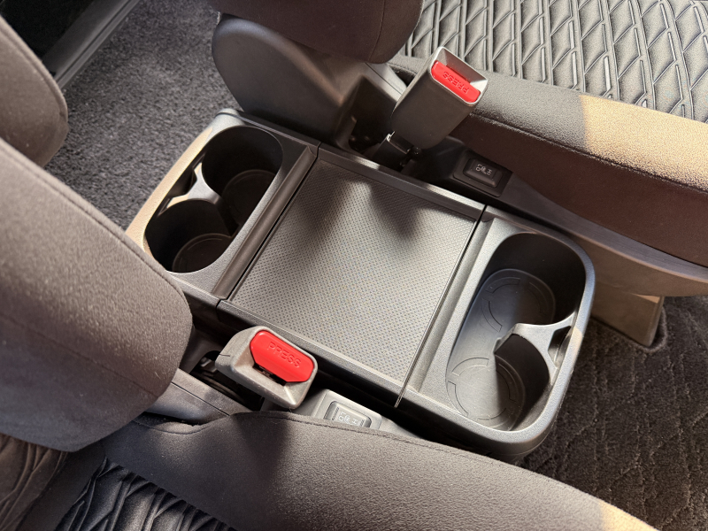 三菱 デリカD:5 中古車