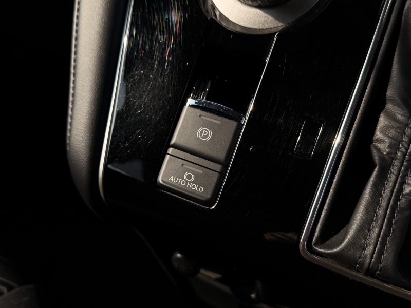 三菱 デリカD:5 中古車