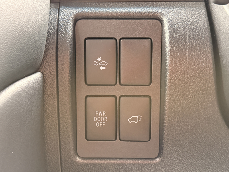 トヨタ ランドクルーザー 中古車