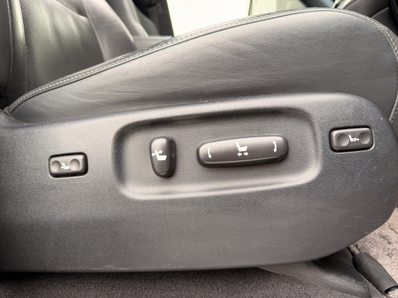 トヨタ ランドクルーザー 中古車