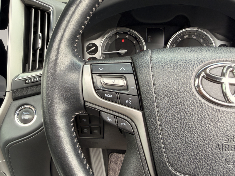 トヨタ ランドクルーザー 中古車