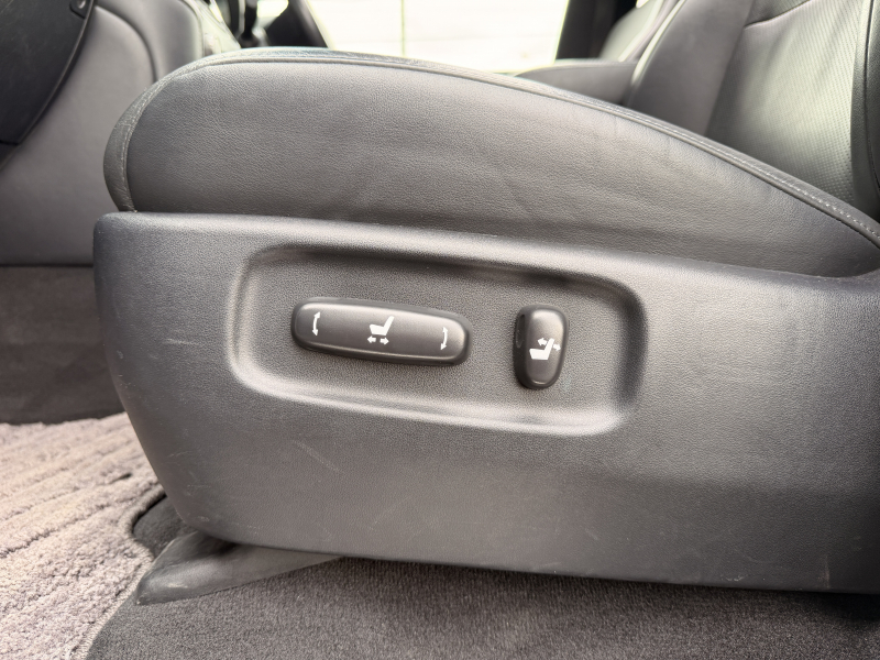 トヨタ ランドクルーザー 中古車