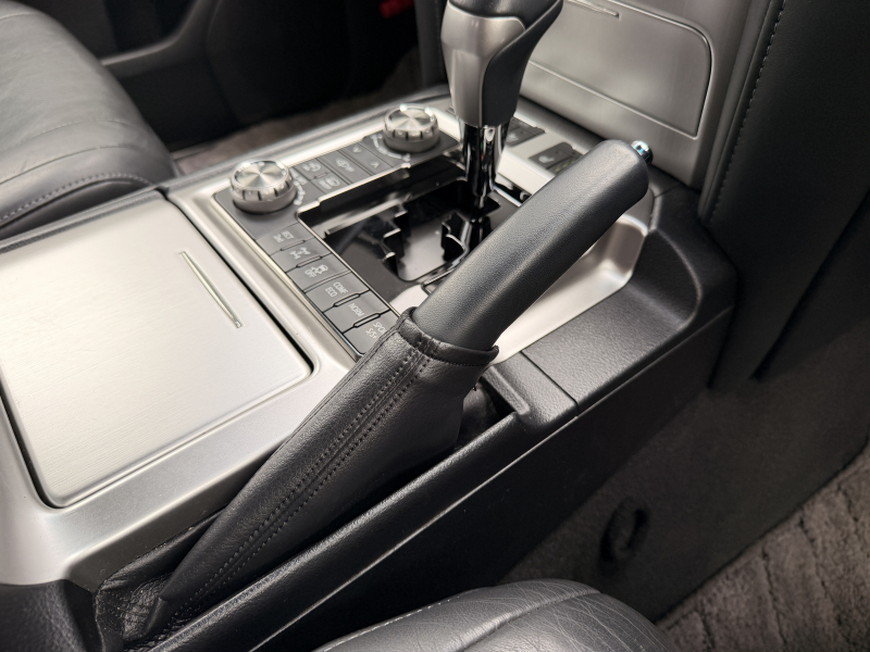 トヨタ ランドクルーザー 中古車