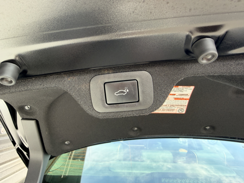 トヨタ クラウン クロスオーバー 中古車