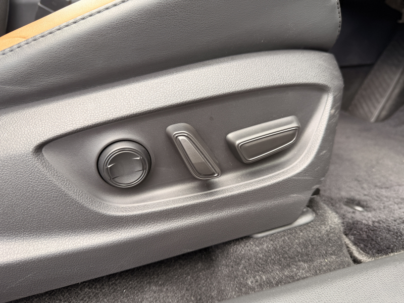 トヨタ クラウン クロスオーバー 中古車