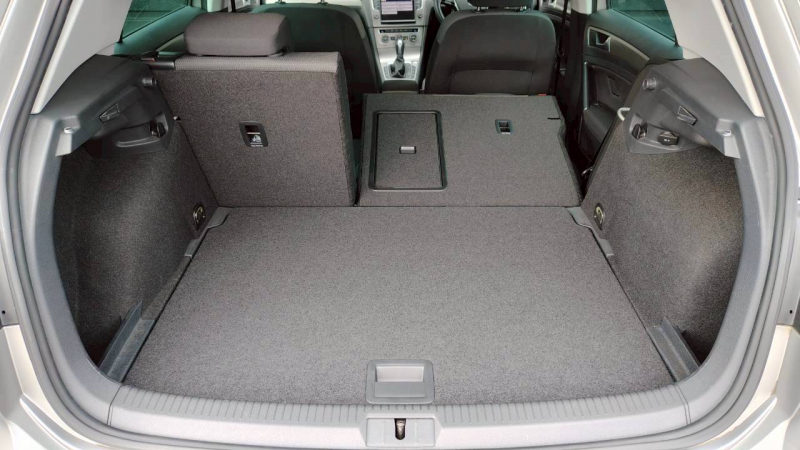 フォルクスワーゲン ゴルフ 中古車