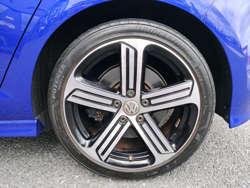 フォルクスワーゲン ゴルフ 中古車