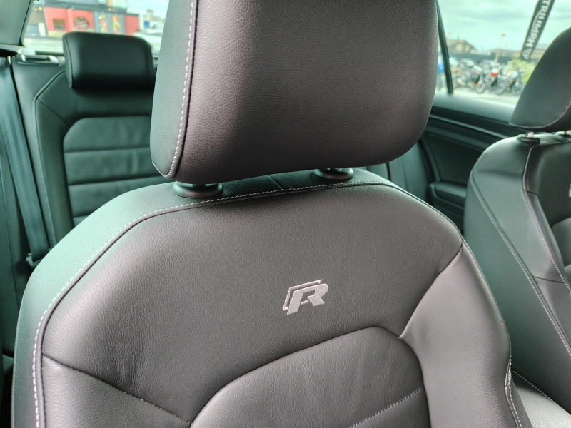 フォルクスワーゲン ゴルフ 中古車