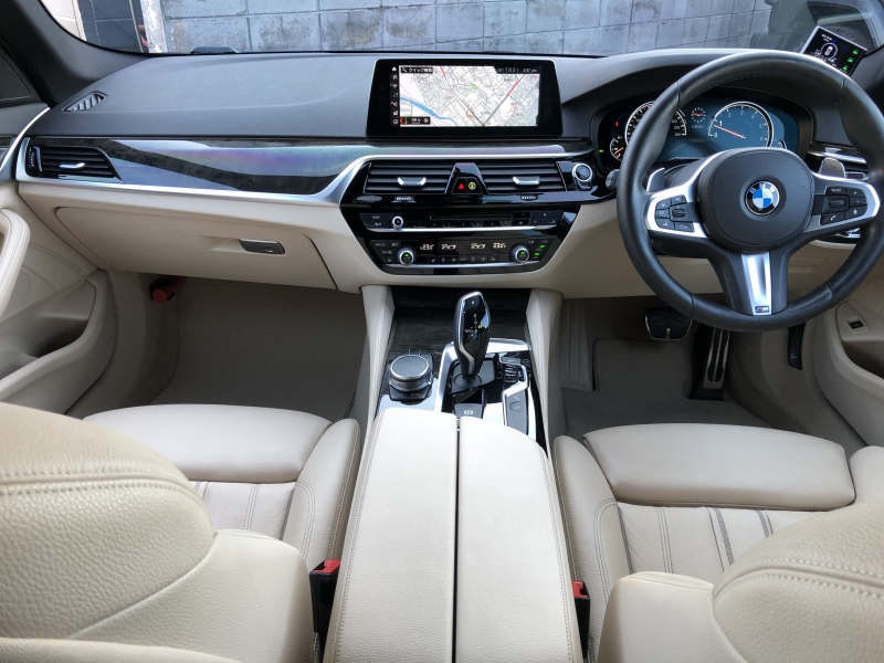 BMW 5シリーズ 中古車