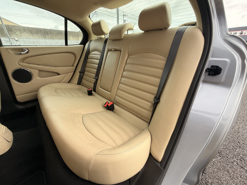 ジャガー Xタイプ 中古車