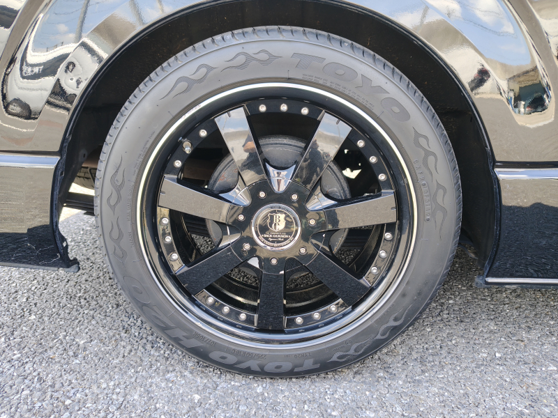 トヨタ ハイエース 中古車