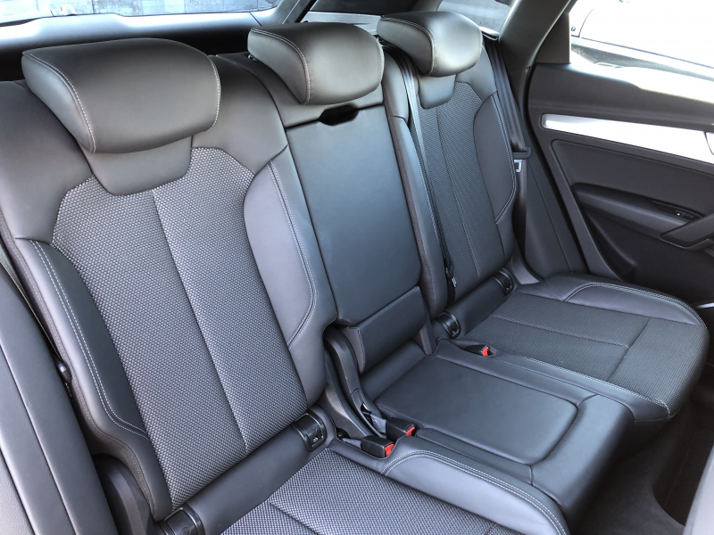 アウディ Q5 中古車