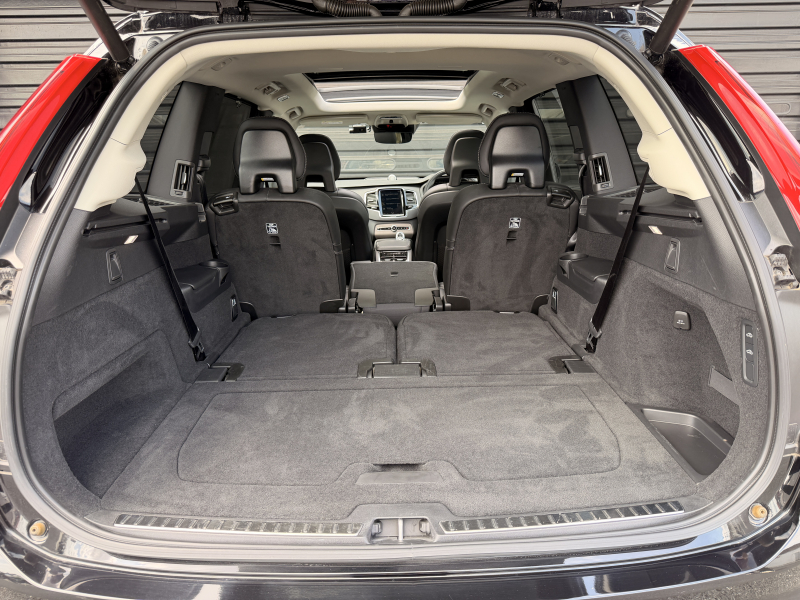 ボルボ XC90 中古車