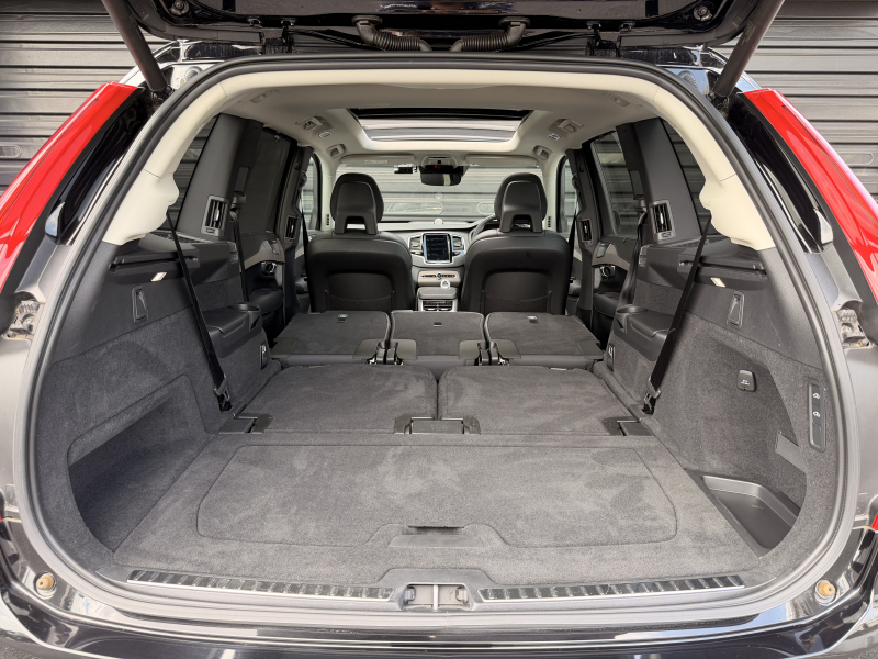 ボルボ XC90 中古車