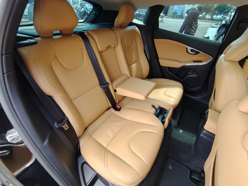 ボルボ V40 中古車