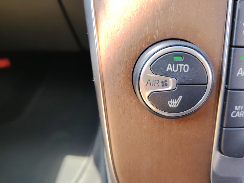 ボルボ V40 中古車