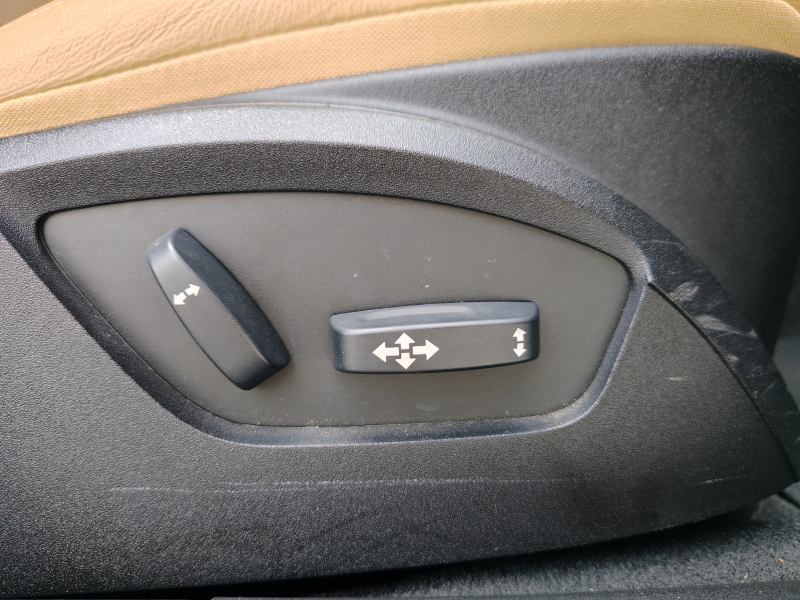 ボルボ V40 中古車
