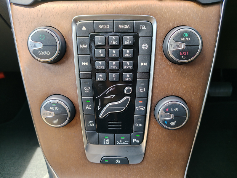 ボルボ V40 中古車
