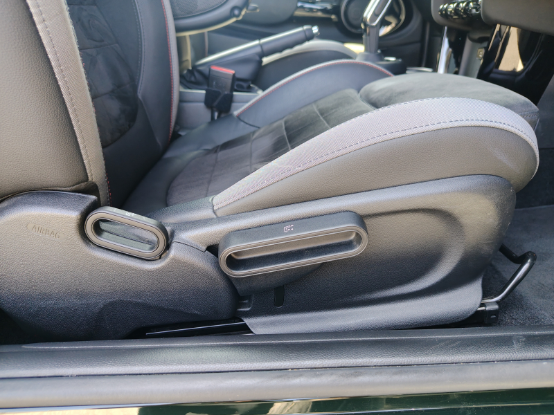 MINI(ミニ) ミニコンバーチブル 中古車