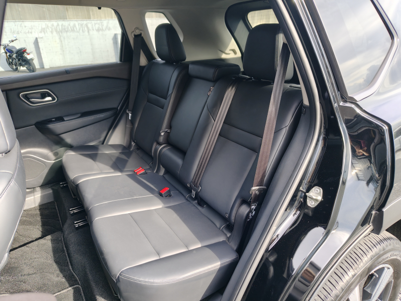日産 エクストレイル 中古車